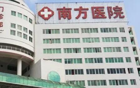 深圳隐形矫正比较好的医生_深圳各医生的排名资质出炉