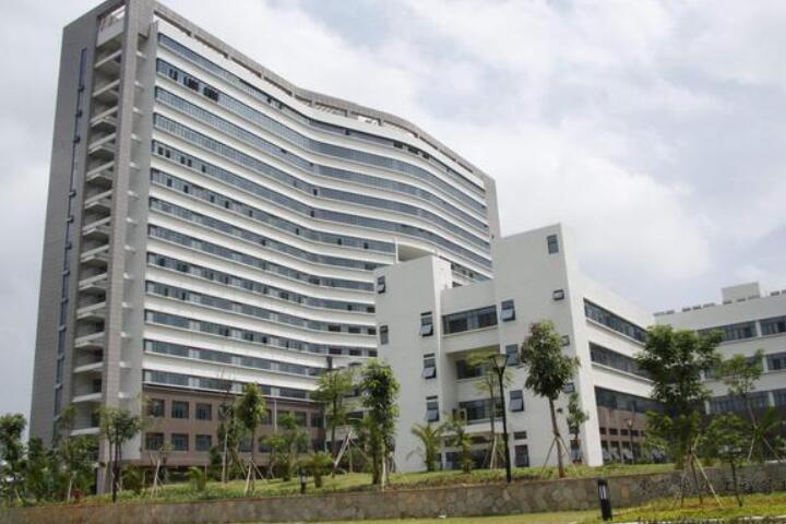 东莞整形美容医院哪家好？推荐三甲医院整形外科，实力与口碑双重保障！