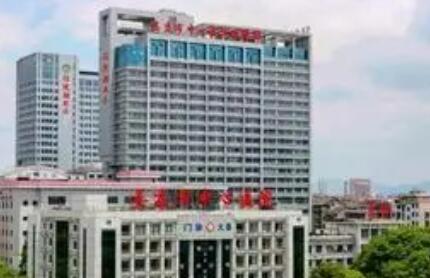 介绍东营口腔医院种植牙报价，种牙哪家医院口碑好已安利