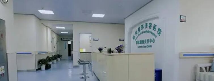 龙岩市···牛的鼻梁断隆鼻医生(罗海明医生多次入围榜单)(图2)