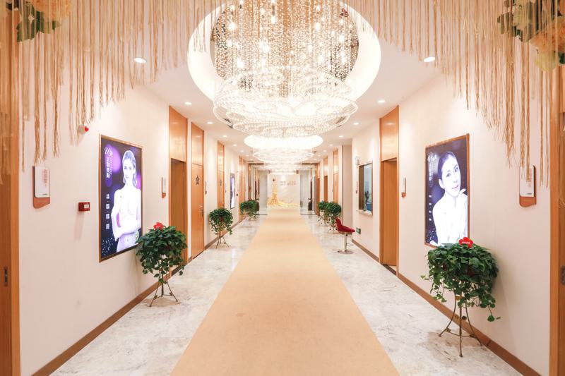 合肥华美整形外科医院玻尿酸填充卧蚕价格表一览，费用多少及效果分享