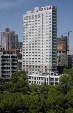 上海皮肤科医院排名前几名揭晓，上海市中医医院、同济医院等口碑哪家好？(图2)