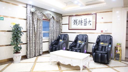 2025北京假体隆胸医生榜前10强名单已更新！靳小雷、张磊、王悦实力稳居前三
