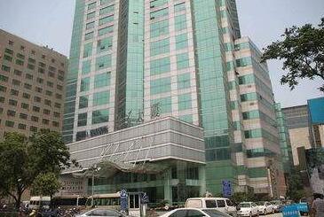 南京种植牙医院排名：公布一份口碑排名榜名单请查收(图1)