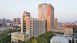 宿迁美人尖种植医院排名前十强，宿迁万通医学美容整形门诊部上榜前十，第十名美誉度很高(图2)