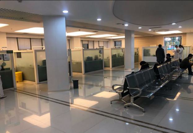 台州市中心医院整形美容激光中心多少钱？优质医生介绍干货多多(图1)
