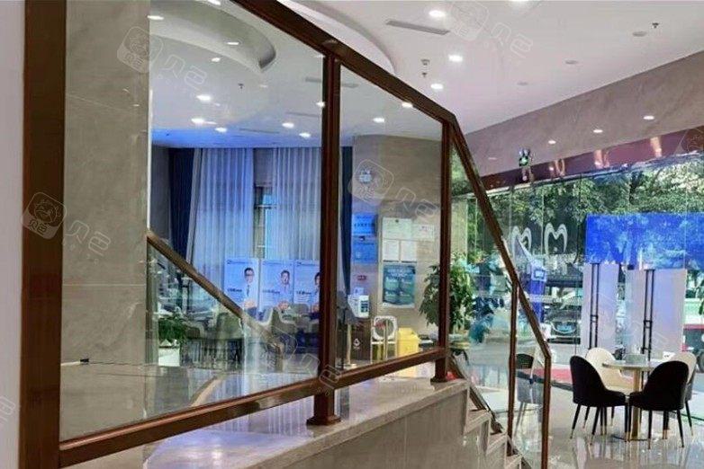 2025年佛山牙齿矫正整形医院排名前五，哪家医院最适合你？(图2)