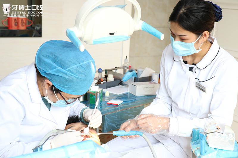 从南宁牙博士口腔价目表看收费如何？结果显示价位并不贵哦！