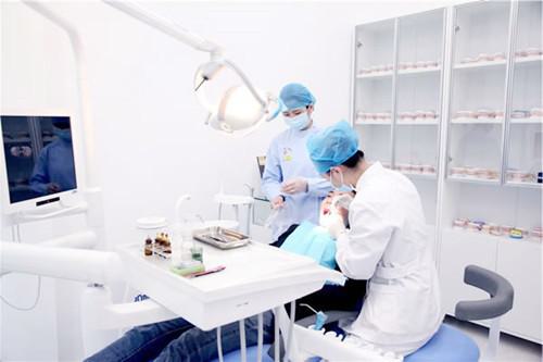 赣州口腔医生排名公布 种牙及正畸技术好效果佳的医生看这