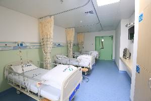 崇左市人民医院口腔科牙齿矫正效果与费用价格
