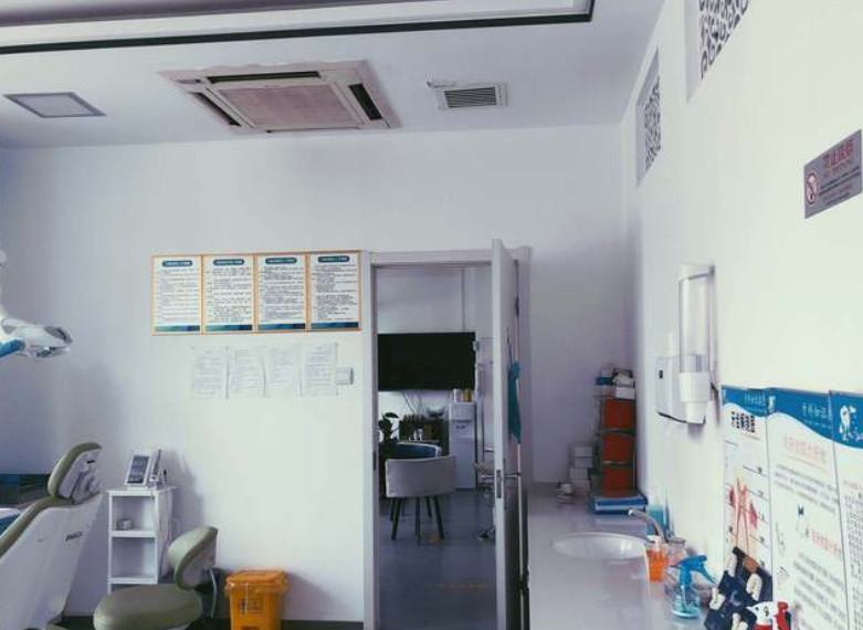 天津森德口腔种植牙怎么样，技术、价格、服务正规口腔医院！