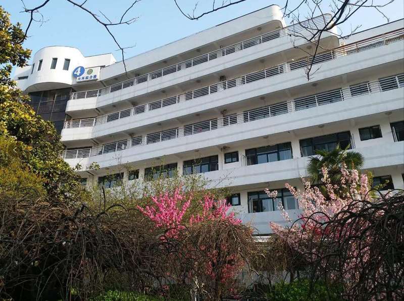 淮北市人民医院鼻部专家介绍，2025价目表曝光~ 鼻孔缩小5500起