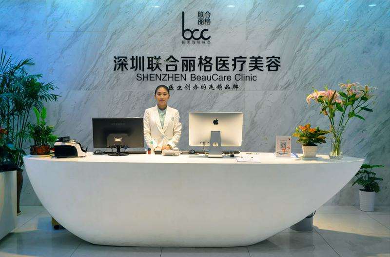 深圳抗衰除皱整形医院排名，排行榜全新上线鹏爱医疗美容榜首实力口碑都靠谱(图2)
