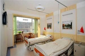 石家庄全口牙种植费用详解：价格表一览，了解费用多少及是否昂贵
