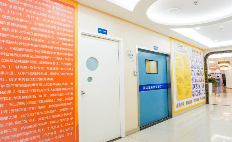 广州海峡谭新东隆胸技术值得信赖，做曼托假体丰胸1.8w+