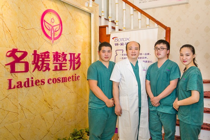 湛江植发医院排名：霞山区的植发专家推荐(图4)