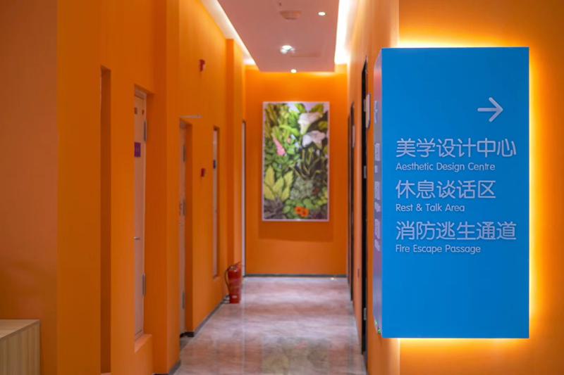 郑州缔莱美医疗美容医院的赵丽做双眼皮之后的效果好吗？价格表多少