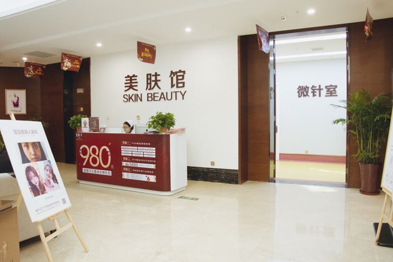 郑州壹加壹整形王洛生做假体鼻子效果好不好，收费高吗？(图1)