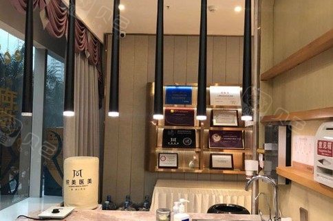 广州双眼皮整形医院哪家好？排名前几的医院推荐，美恩、军美、华美好评如潮！