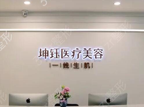 昆明隆鼻价格贵不贵？不贵，但鼻综合和肋骨鼻价格有差异(图2)