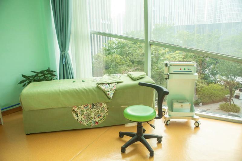 公布重庆面部吸脂较好的医院排名！新瑞俪、铂生、军美等值得一去(图1)