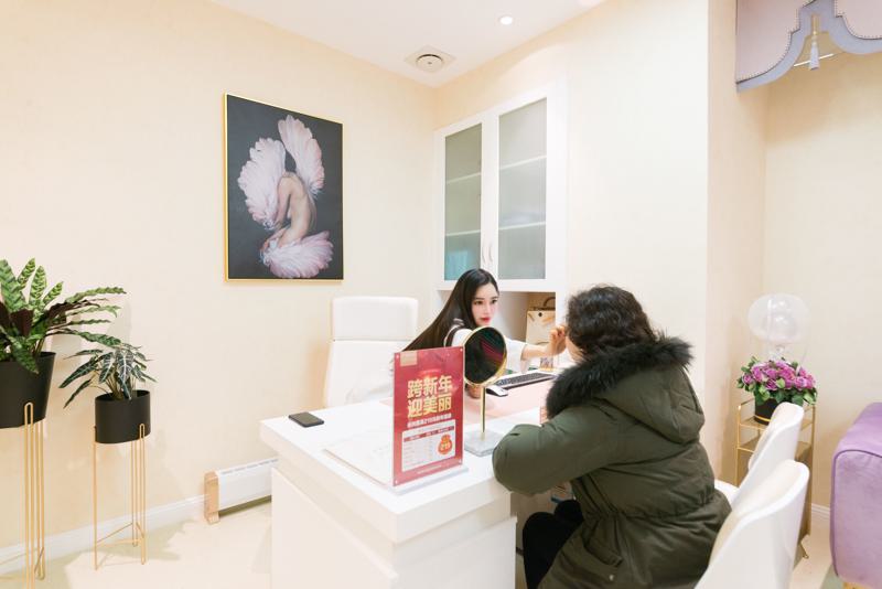 南京激光脱毛在哪里做比较好？艺华控美、怡柏芬这两家价格谁更优惠呢