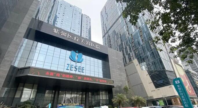 广州紫馨医院高顺福怎么样？隆鼻费用和医生资料更新