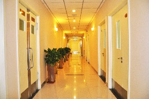 北京常好丽格医疗美容诊所开设哪些项目？去黑眼圈效果好不好？(图1)