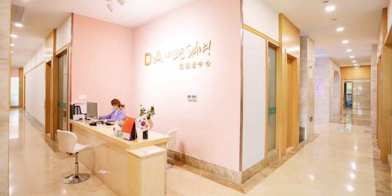 上海哪家颧骨颧弓整形术做的好？愉悦美联臣、伊莱美、时光等正规靠谱，赶紧收藏。(图1)