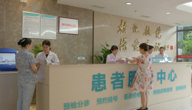 重庆硅胶隆鼻美容医院哪家好？玺悦台、赛格尔、时光的硅胶隆鼻技术千万不要错过！(图2)
