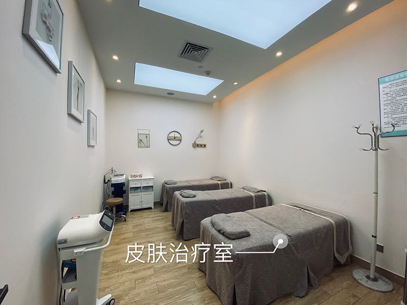 上海钴铬烤瓷牙价格高低和哪些因素有关？收费合理吗