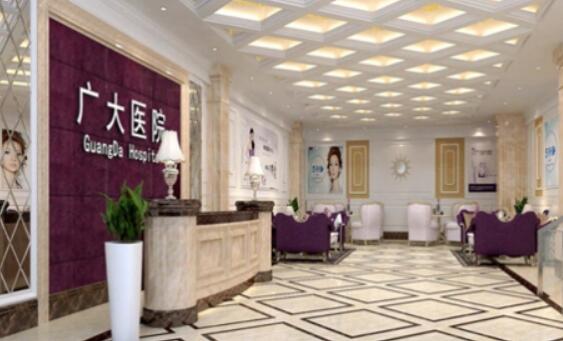 广州全口吸附性义齿哪家医院好？广大、圣贝、三仁等口腔医院值得入手！