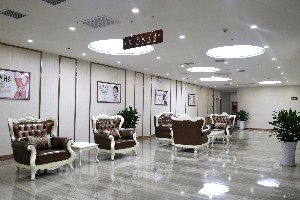 西安壹加壹刘晨医生隆鼻怎么样？刘医生技术到位，隆鼻可靠！