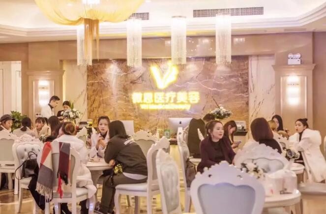 长沙鼻整形专家推荐：技艺精湛，效果自然