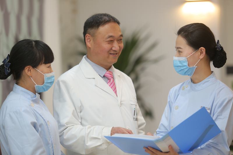 南阳植发医院哪家好？排名前四的医院推荐，华美、艾美、人民医院、中心医院(图2)
