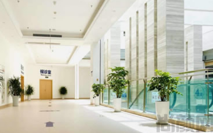 四川华美紫馨医学美容医院(图3) 8.png