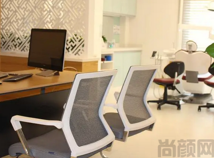 河南嗯省口腔医院专家介绍(图3) 截图20230427145957.png