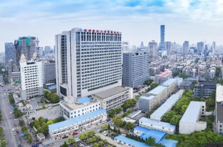 徐州医科大学附属医院整形美容中心隆鼻怎么样？医生信息-口碑-价格-地址(图2)
