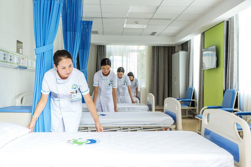 成都屈光手术医院排名前十，哪家好？医院推荐指南