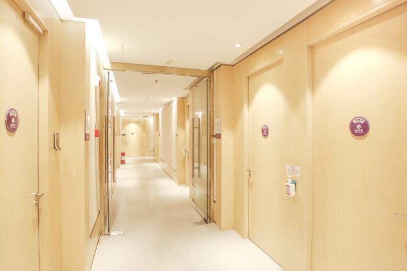 重庆排名前五的眶隔脂肪释放术医院推荐：哪家最好？