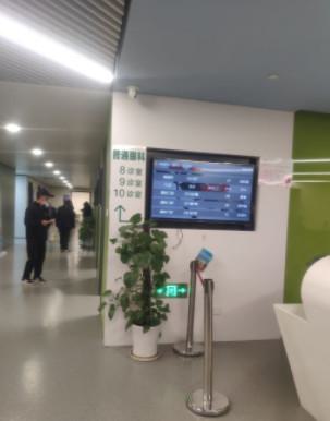 南京市第一医院口腔科吴新怎么样？门诊时间表案例分享2025年最新价格表