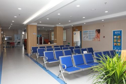 烟台口腔医院选择指南：价格、效果与服务对比