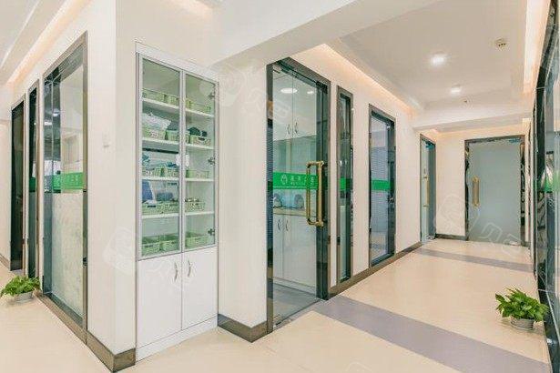 武汉美齐口腔种牙多少钱？韩国种植体3950元起、还能刷社保卡(图2)