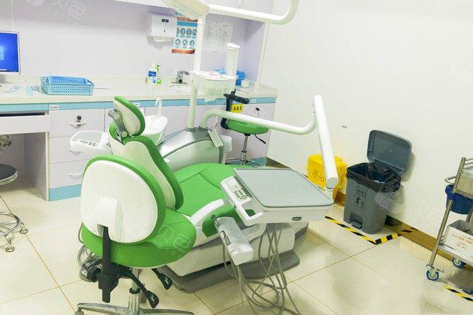 分享广州牙科医生排名 在私人口腔诊所看牙找他们准没错