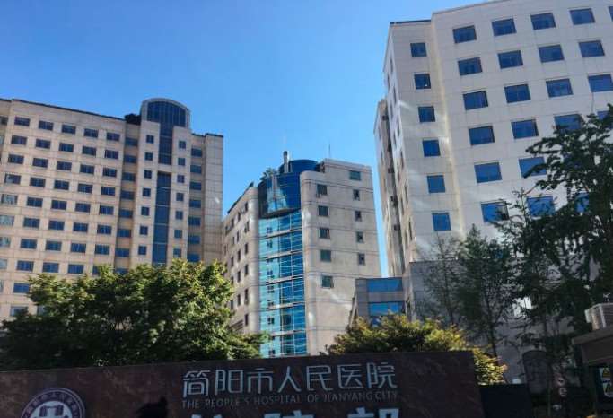 成都假体隆鼻整形医院有哪些？排行榜前5知名机构出炉天使之翼技术领衔榜首(图4)