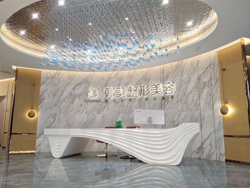 宜宾埋线去眼袋哪些医院好？前5强花落谁家一起来看看吧(图1)