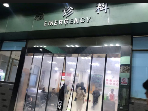 2025台州牙龈填充黑三角手术正规牙科医院排名前十名效果大盘点！台州路桥口腔医院擅长个个不同(图2)