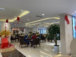 成都哪家冷光美白效果好？圣贝、欢悦、博爱等还不错哦！