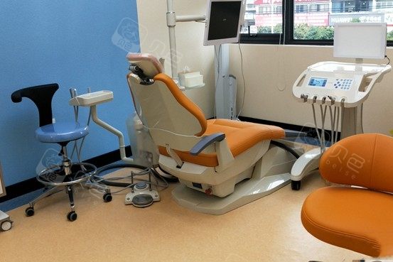 南宁牙齿矫正去哪里好，看完这三家医院的正畸让你震惊